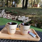 Lapausedegout Climatisees Terrasse Table D'hotes 3*