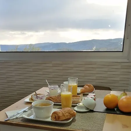 게스트하우스 Lapausedegout Climatisees Terrasse Table D'hotes