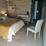 Lapausedegout Climatisees Terrasse Table D'hotes 3*
