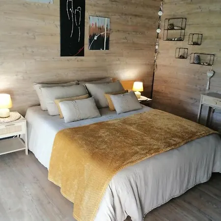 Lapausedegout Chambres Climatisees Terrasse