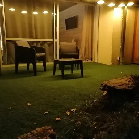 Lapausedegout Chambres Climatisees Terrasse Pensjonat