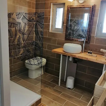 Lapausedegout Piscine Climatisees Jacuzzi Terrasse