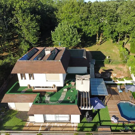 Lapausedegout Piscine Climatisees Jacuzzi Terrasse Lachapelle-Auzac