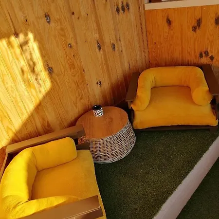 Lapausedegout Climatisees Terrasse Table D'hotes