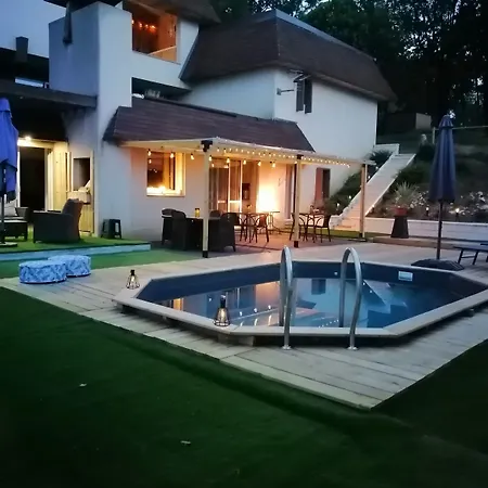Lapausedegout Piscine Climatisees Terrasse Table D'hotes 3* Lachapelle-Auzac